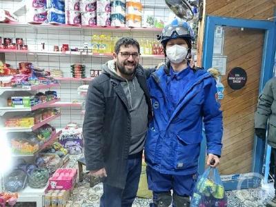 中国救援队在土耳其超市付款被拒收！他这样回应……