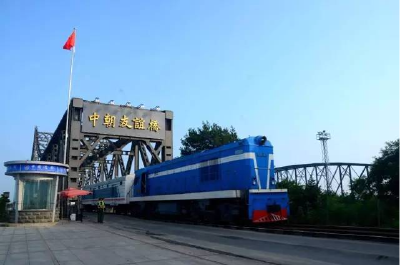 中国向朝鲜运载货物的卡车恢复通行？外交部回应