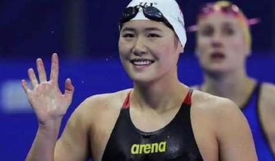 全国春季游泳锦标赛：叶诗文傅园慧分获复出后首枚奖牌