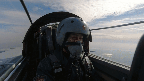 警巡东海的空军女飞，是全国人大代表