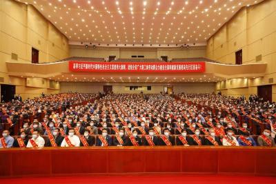 优秀！五年一次，湖北省500人获表彰