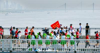组图丨今天，武汉因你们火热