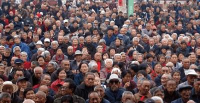 从中华民族伟大复兴战略全局认识人口问题