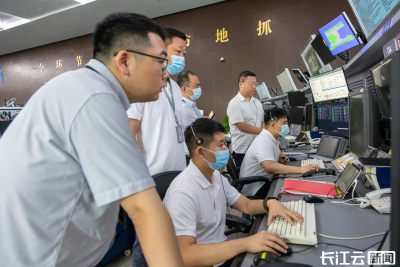 华中第一家！武汉天河国际机场双跑道相关平行仪表进近试验运行