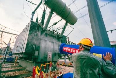 不懂就问：变压器里为什么要放油？