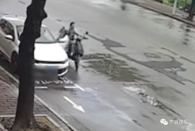 又见“开门杀”！骑车女子不幸身亡！这样做很重要......