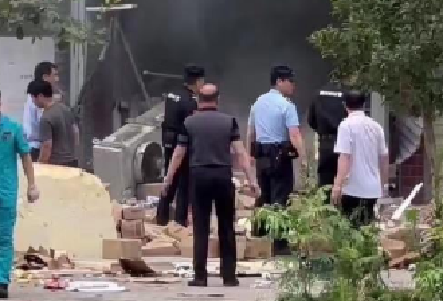 河南信阳雪糕店爆炸致1死1伤，官方回应