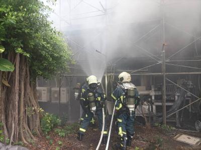 台大化工系一实验室爆炸起火 9人受伤送医