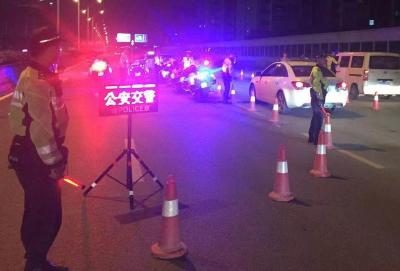 武汉交警提醒：“七夕”出行请注意！
