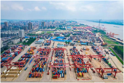 今年上半年，湖北水运交出亮眼成绩单