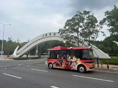 武汉开通首条无人驾驶旅游专线