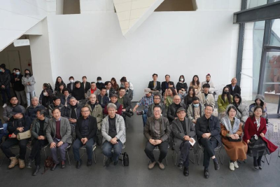 老中青三代美术史论家携作品来武汉合美术馆展出