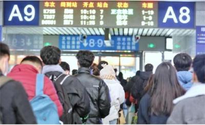 元旦火车票明起开售、飞机票量价齐涨，多地景区免门票