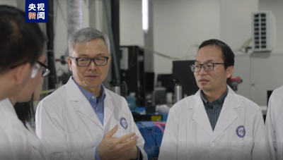 我国科学家发现首例分子高激发态的漫游反应通道