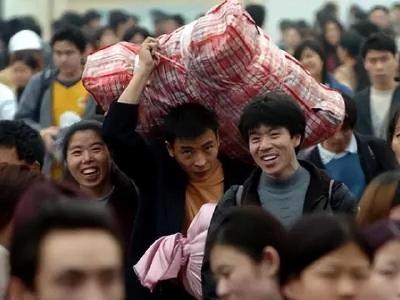 春节假期全社会跨区域人员流动量预计累计23.11亿人次