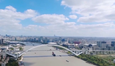 今年政府工作报告释放哪些重要信号 专家解读→