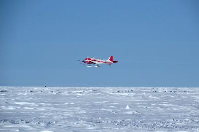 我国科学家新发现46个南极冰下湖