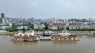 武汉中华路游轮母港（红巷旅游码头）开启试运营