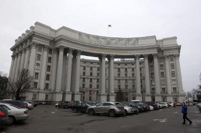 俄内务部将泽连斯基列入通缉名单，乌克兰回应