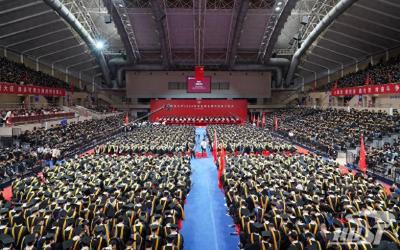 华中科技大学校长尤政寄语本科毕业生：为中国式现代化挺膺担当