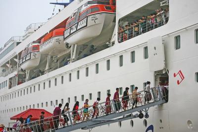 今年上半年我国邮轮旅客运输量约50万人次