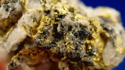 地震与金矿有何关联？国际最新研究称地震或助力石英形成金块