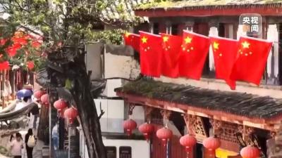 大街小巷满眼都是“中国红”！各地花式为祖国庆生