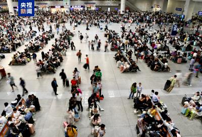 国庆假期第四天 南铁预计发送旅客120万人次