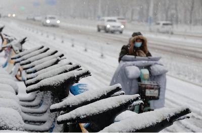 降温超16℃！今冬首场寒潮携暴雪来袭 将影响超25省份