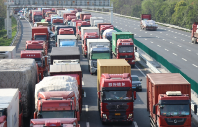 中国公路物流运价指数同比继续小幅增长