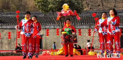 新春走基层 | 曾都:有酒有肉有年味 千人长桌宴热闹开席