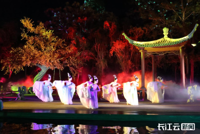 五一礼赞榜样！孝南模范夜乘“槐荫船说”共话孝德新风