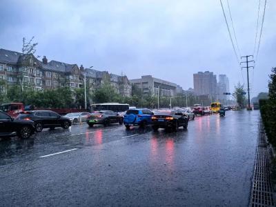 预警持续生效中！武汉这场暴雨持续到......