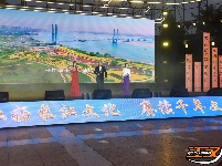 荆楚“红色文艺轻骑兵”志愿服务情聚荆州