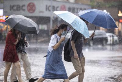 假期出行注意 未来三天南方或有大暴雨 这份安全指南请收好