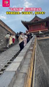 “长枪短炮”点亮荆楚文化