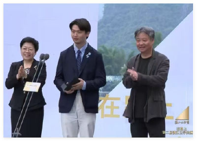 独家对话丨湖北“90后”作家获漓江文学奖：《泥潭》更像是我的人生