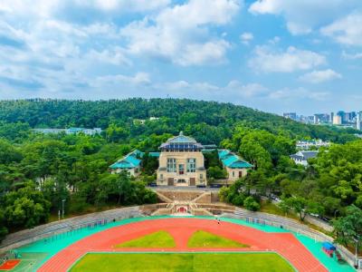 武汉大学发布2025年全日制普通本科招生章程