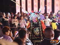荆楚“红色文艺轻骑兵”志愿服务情聚荆州