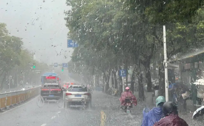 暴雨+强对流双预警齐发 我国多地将有8级以上雷暴大风天气