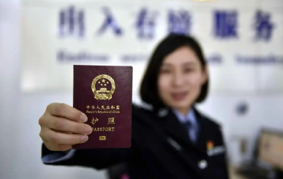 AI导办说清楚 党员上门快响应 江岸办户口缩短至10分钟以内