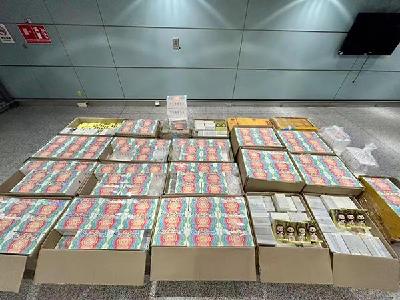 10人带三千余个泡泡玛特入境被查：代购牟利，企图逃避监管