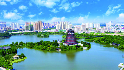 这座连山脉都为之驻足的城市，如何续写5000年文明传承与新生？
