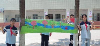 襄阳：校园心理节——神奇“膜”法画、园艺疗法、请留下你的笑脸