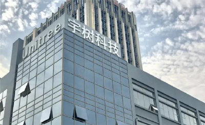 宇树王兴兴给高考生的报考建议火了！网友：说得很实在！