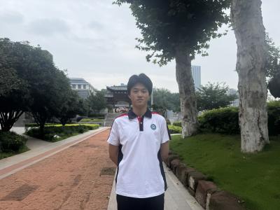 “千万别让班主任知道我考前还在打球” 湖北高分考生考前用篮球“减压”