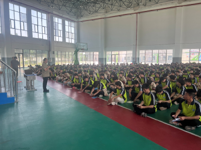 襄阳：关注心灵成长 守护青春阳光