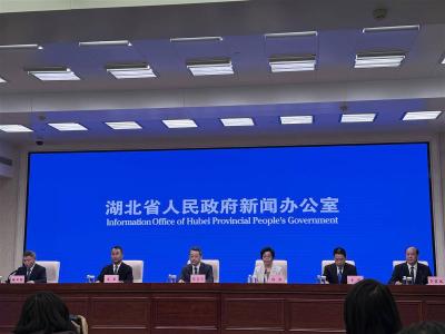 湖北实施“校友+”五个专项行动 促进科技界、产业界、金融界等各类资源要素在湖北聚集