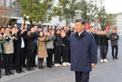 人民领袖｜一城锦“绣”为人民