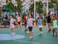 图集丨夏夜健身热 体育公园人气旺